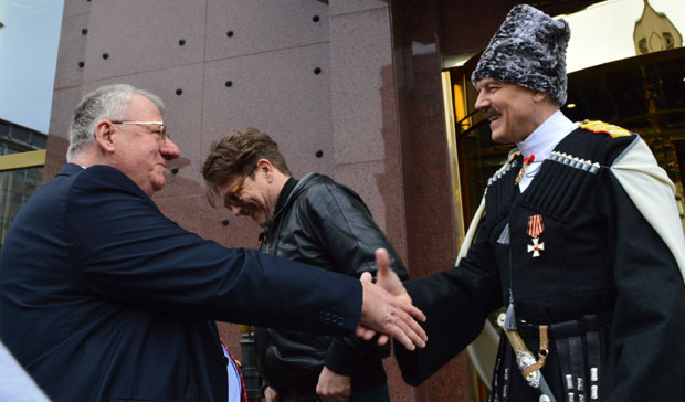 Шешељ, Бјела и Рус